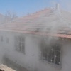 Sobadan çıkan kıvılcım evi yaktı!