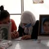 Evlat nöbetinde okuma yazma öğreniyor Evlat nöbetinde okuma yazma öğreniyor