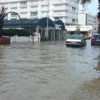 İzmir Çeşme'de ev ve işyerleri su altında