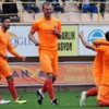 " İyi oynayacaksın, gol atacaksın..." " İyi oynayacaksın, gol atacaksın..."