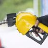 Brent petrolün varili 70 doları aştı Brent petrolün varili 70 doları aştı