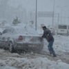 Hakkari'de yoğun kar yağışı ulaşımı olumsuz etkiledi