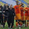 Galatasaray'da yıldız futbolcu 11'de yok Galatasaray'da yıldız futbolcu 11'de yok