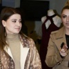 Hadise kız kardeşiyle alışverişte Hadise kız kardeşiyle alışverişte