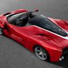 Bu Ferrari çocuklara bağışlandı