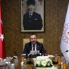 Bakan Kasapoğlu: Son derece çekişmeli bir Süper Lig ... Bakan Kasapoğlu: Son derece çekişmeli bir Süper Lig ...