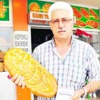 12 yıldır ramazanda ekmeğini paylaşıyor 12 yıldır ramazanda ekmeğini paylaşıyor