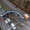 Almanya'da kamyon ile tramvay çarpıştı: Yaralılar var