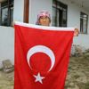 85 yaşındaki Hatice teyzenin gururlandıran isteği: Müslümanlar için Türkiye için bayrak istiyorum 85 yaşındaki Hatice teyzenin gururlandıran isteği: Müslümanlar için Türkiye için bayrak istiyorum