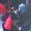 Kağıthane'de esnafın dikkati anne ve çocukları kurtardı