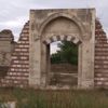 Fatih'in fethe çıktığı sarayın çevresi ören yeri oluyor Fatih'in fethe çıktığı sarayın çevresi ören yeri oluyor