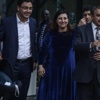 Bakan Eroğlu'nun torun sevinci Bakan Eroğlu'nun torun sevinci