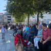 Koronasını çantasına koyan Mısır Çarşısı'na akın etti