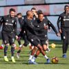 Beşiktaş'ta kanat ve stoper için geri sayım! Beşiktaş'ta kanat ve stoper için geri sayım!