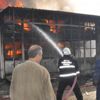 Bursa'da mobilya fabrikası küle döndü
