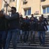 Çiçekçi hırsızlar yakalandı! Çiçekçi hırsızlar yakalandı!