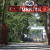 Biri eski emniyet amiri, diğeri komiser: Yurtdışına kaçarken yakalandılar