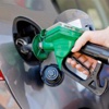 Benzine 15 kuruş zam yapıldı