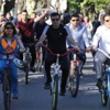 Demirtaş'tan bisikletli seçim gezisi Demirtaş'tan bisikletli seçim gezisi