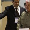 Amerika kendi kuyruğuna bastı