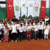 Tarsus ta çocuklar tenisle tanışıyor