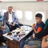 Yolcu uçağı ‘Millet Kıraathanesi’ne dönüştü Yolcu uçağı ‘Millet Kıraathanesi’ne dönüştü