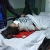 15 yaşındaki kız cam silerken üçüncü kattan düştü 15 yaşındaki kız cam silerken üçüncü kattan düştü