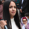 Mutlu’ya şarkıları dinletildi Mutlu’ya şarkıları dinletildi
