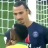 Ibrahimovic'ten olay hareket! Ibrahimovic'ten olay hareket!