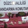 Düzce'de uyuşturucu operasyonu Düzce'de uyuşturucu operasyonu