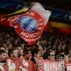 Bayern taraftarlarından pankartlı protesto!
