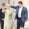 Ahmet Davutoğlu: Terör örgütüyle selfie çekmekten vazgeç Ahmet Davutoğlu: Terör örgütüyle selfie çekmekten vazgeç