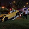 Lüks otomobiliyle kaza yapan sürücü kaçtı