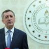 Bakan Selçuk: Eğitim ayırmadan, kayırmadan ülkenin evlatlarına hizmet edeceğimiz bir iş Bakan Selçuk: Eğitim ayırmadan, kayırmadan ülkenin evlatlarına hizmet edeceğimiz bir iş