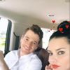 Adriana Lima'dan Metin geldi pozu Adriana Lima'dan Metin geldi pozu
