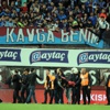 Olaylı Trabzonspor - Fenerbahçe maçı dünya medyasında manşet oldu!