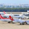 İngiltere'de 'Uçağı kaldırmam' diyen THY pilotu Afgan mültecinin hayatını kurtardı