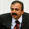 Sırrı Süreyya Önder: Demirtaş'ı yedirmeyiz