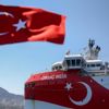 Navtex süresi doldu, Oruç Reis Antalya Körfezi'ne demirledi