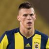 Çizme'de Skrtel yarışı
