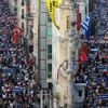 İstiklal Caddesi'nde insan seli İstiklal Caddesi'nde insan seli