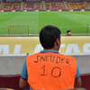 Sneijder'den o inşaat işçisine büyük jest Sneijder'den o inşaat işçisine büyük jest