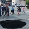 Son Dakika… Dolmabahçe’de yol çöktü! Son Dakika… Dolmabahçe’de yol çöktü!
