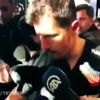 Türkiye Milli takımı saatlerce bekletildi, Belözoğlu'na mikrofon yerine tuvalet fırçası uzatıldı Türkiye Milli takımı saatlerce bekletildi, Belözoğlu'na mikrofon yerine tuvalet fırçası uzatıldı