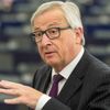 Juncker'dan AP'ye 'rezilsiniz' tepkisi Juncker'dan AP'ye 'rezilsiniz' tepkisi