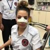 Su şişesi ile güvenliğin burnunu kırdı