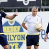 Pereira-Van Persie Krizi Tatlıya Bağlandı!
