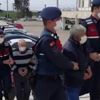 Kıskançlık cinayetinin zanlıları tutuklandı Kıskançlık cinayetinin zanlıları tutuklandı