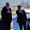 Erdoğan ve Davutoğlu birlikte sahneye çıktı Erdoğan ve Davutoğlu birlikte sahneye çıktı