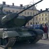 Alkollü tank sürücüsünü polis durdurdu Alkollü tank sürücüsünü polis durdurdu